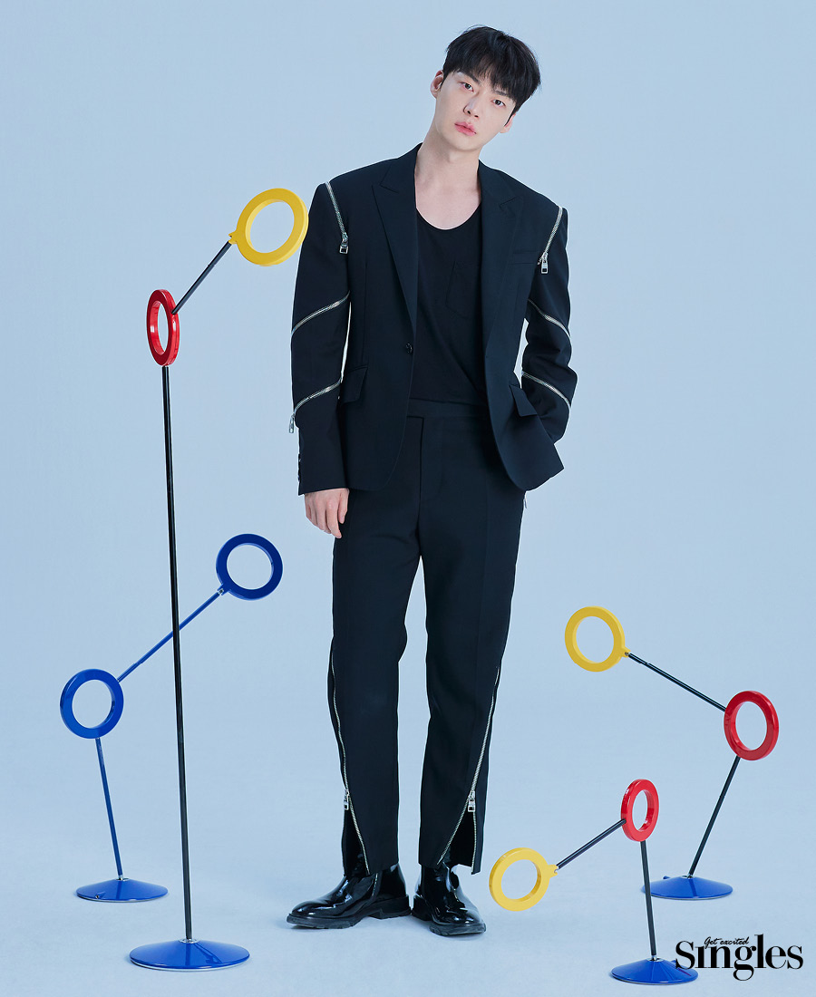 안재현의 세계는 계속 팽창중, 안재현, 기억할 수 있는 것들의 목록, 싱글즈, Single Plus